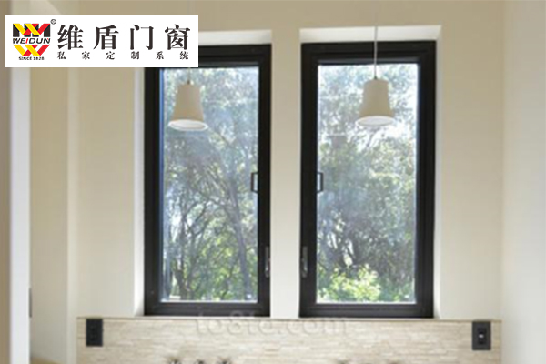  斷橋鋁內(nèi)平開(kāi)內(nèi)倒窗